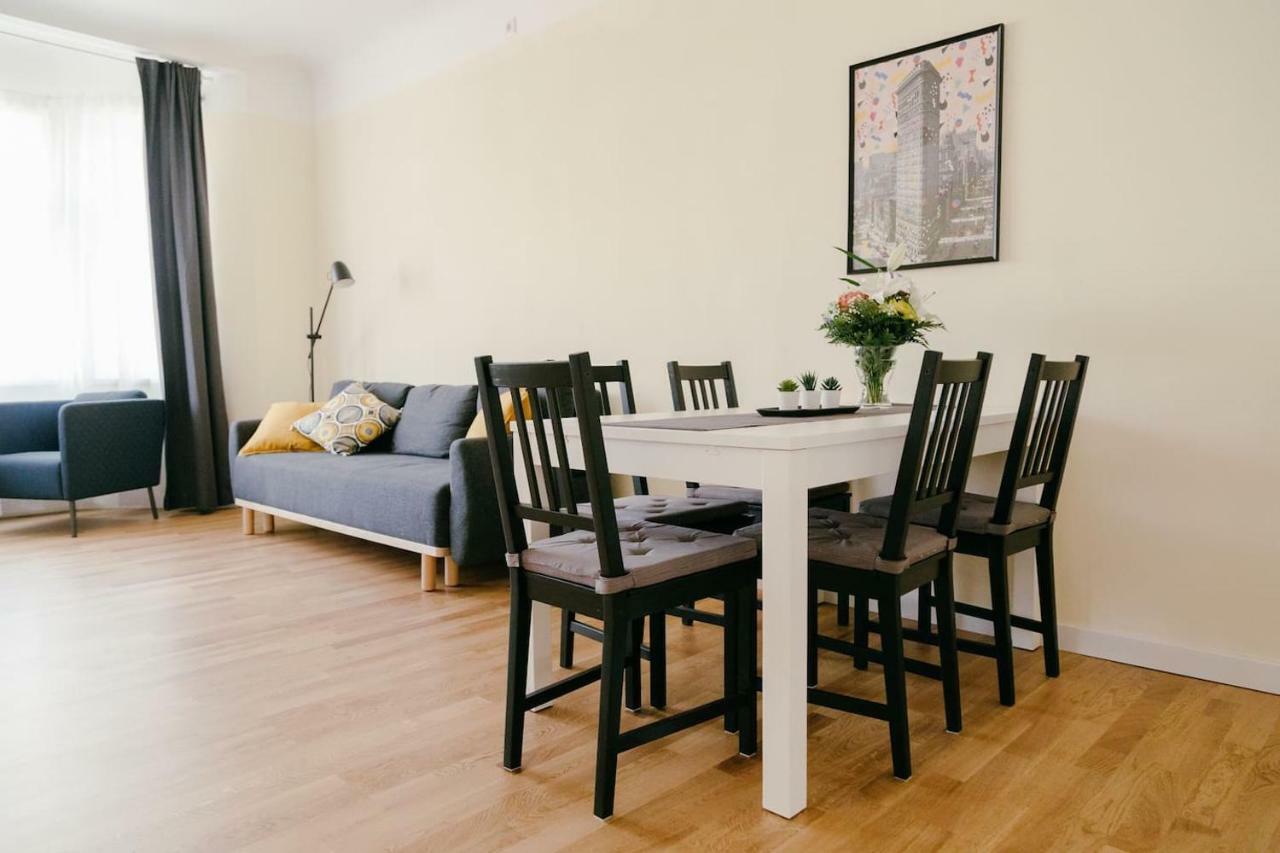 Izu Home รีกา ภายนอก รูปภาพ