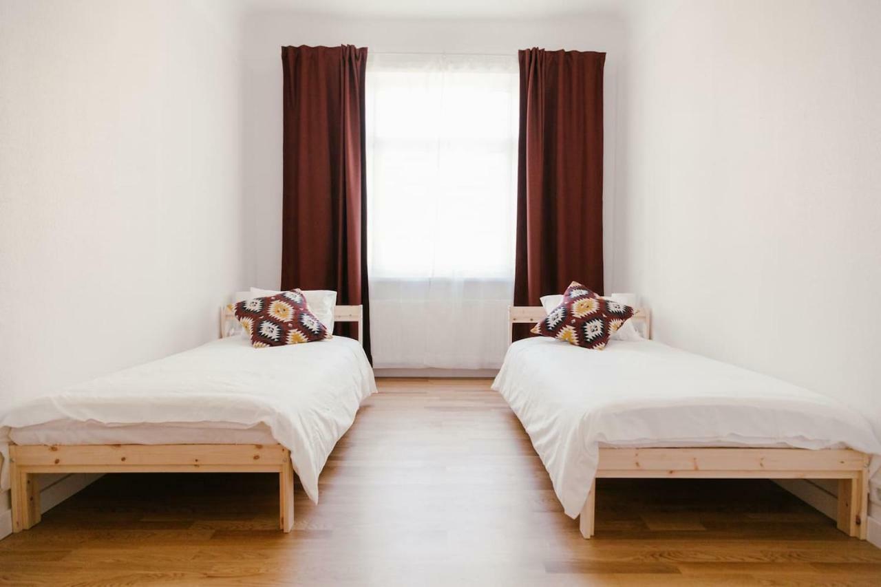 Izu Home รีกา ภายนอก รูปภาพ